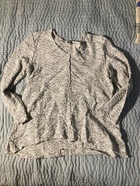 habitat light gray long sleeve tunic top size L